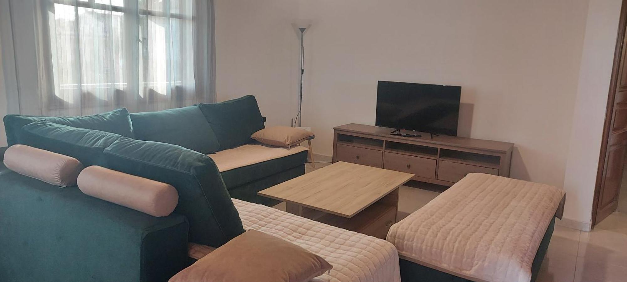 Elena'S Family House Apartment Artemida  Ngoại thất bức ảnh